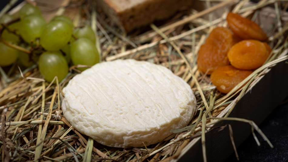 Le Pérail reconnu en IGP: Un petit fromage qui décroche  une grande distinction - Marché des Pays de l Aveyron